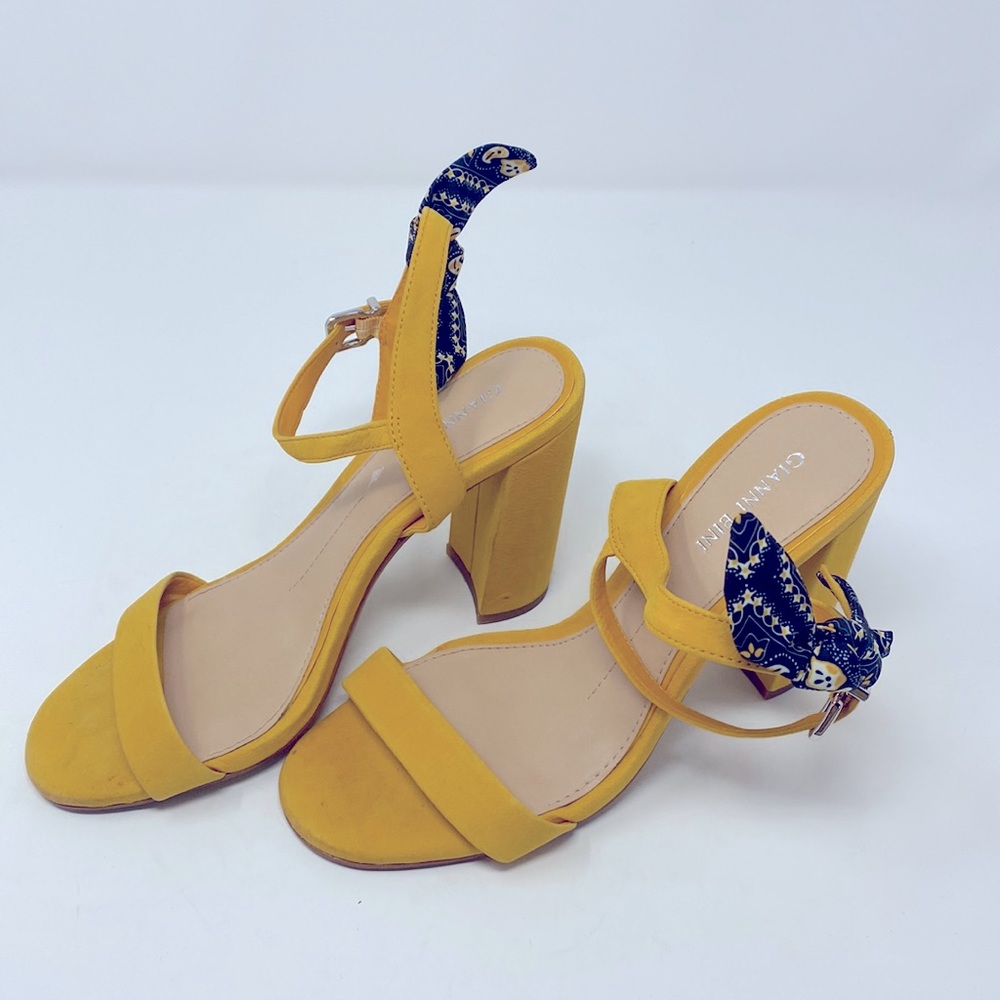Gianni Bini Yellow Blue Bandana Block Heel Sandals Size 6.5